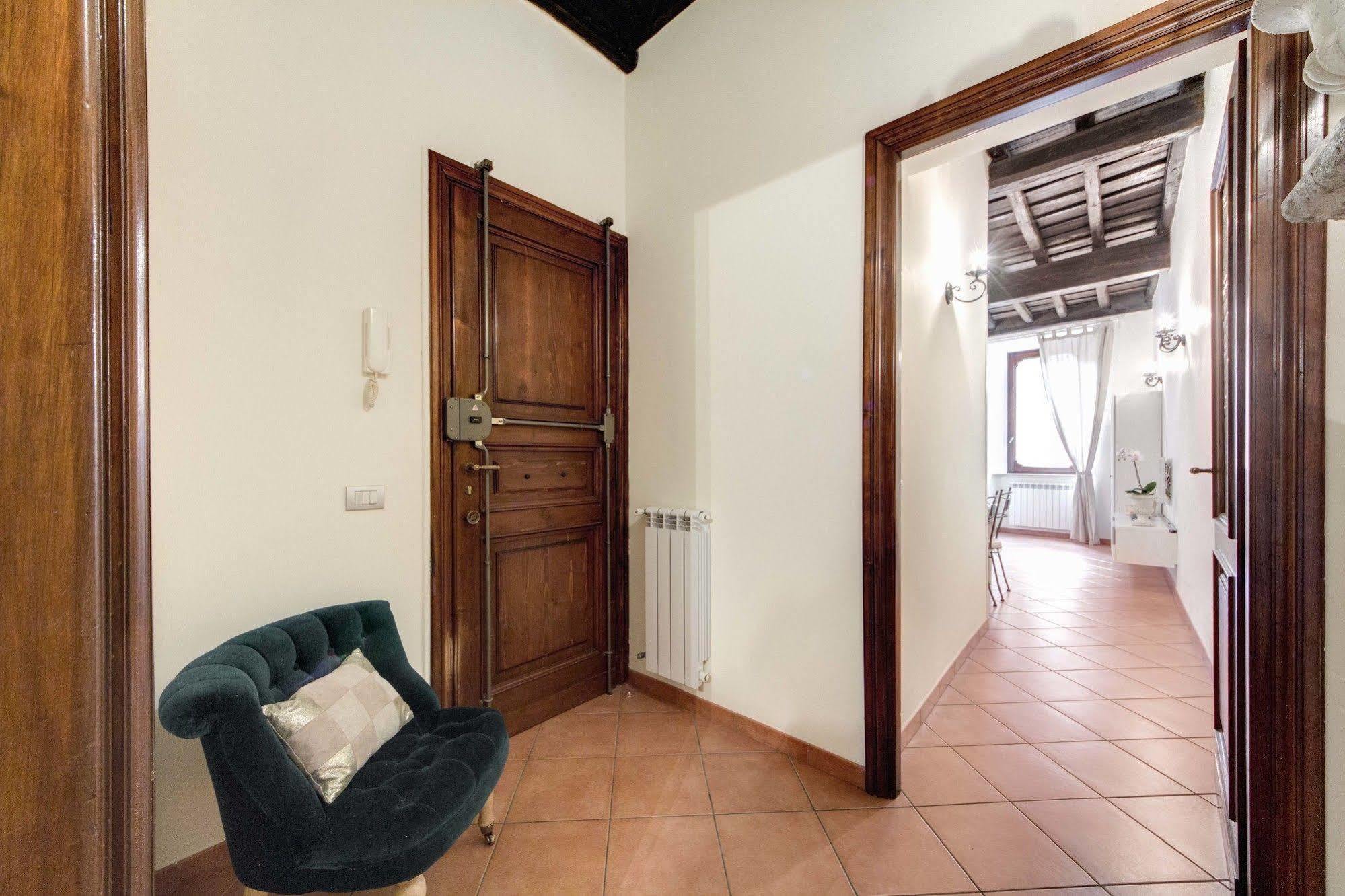 Elegant Apartment Behind The Colosseum Rom Exterior foto